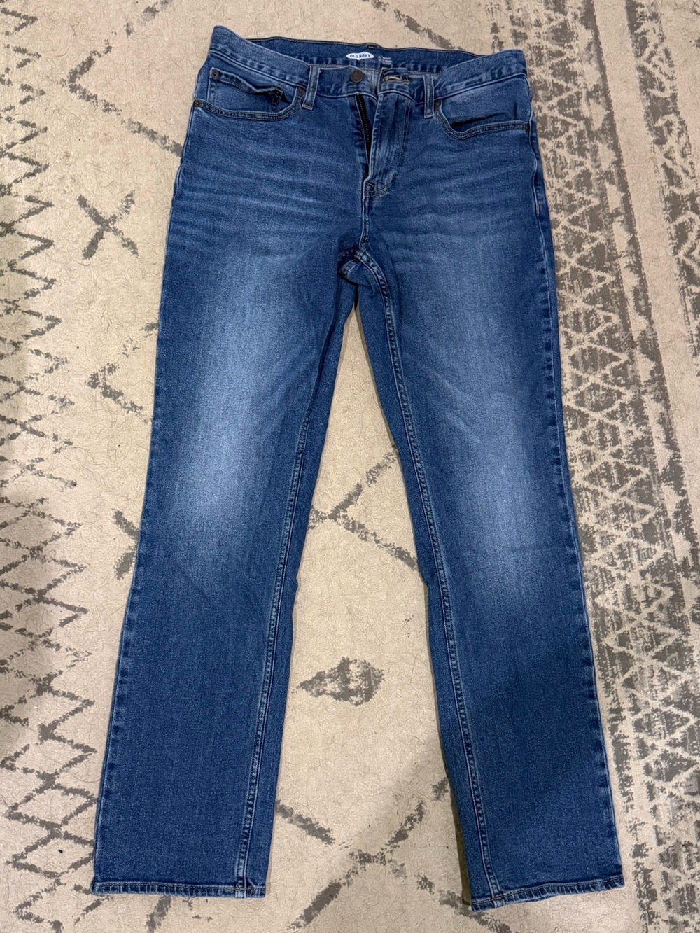 Old Navy Straight-Leg Jeans in Medium Blue Wash